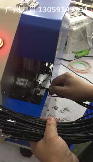 新能源线自动包铜箔机包导电胶带纸带包标签包芯线